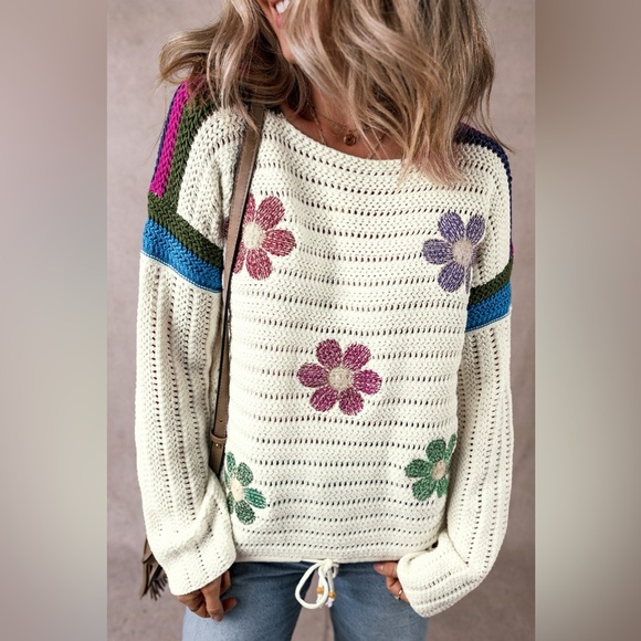 Flower Round Neck Long Sleeve Sweater